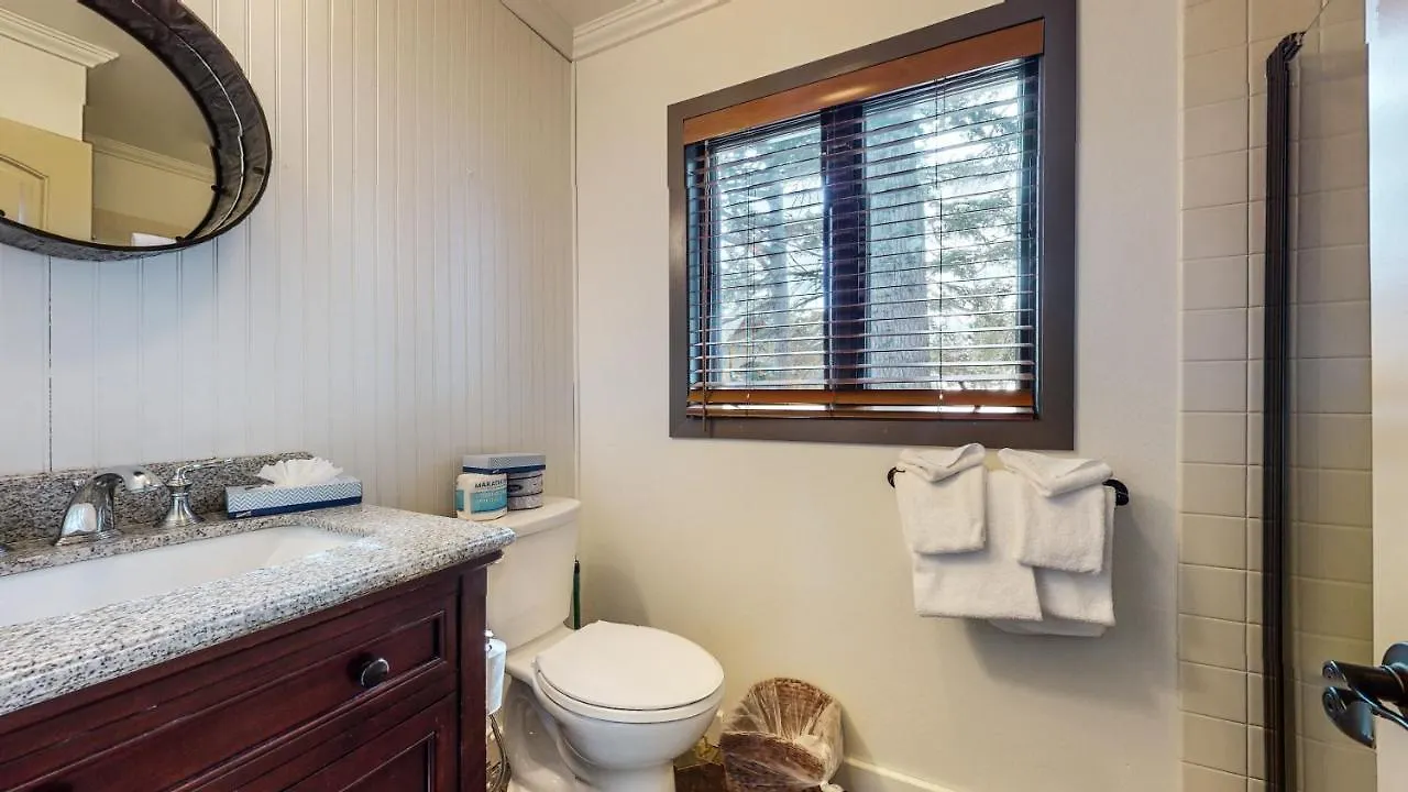 Bridges Townhome #11 Townhouse Mammoth Lakes
